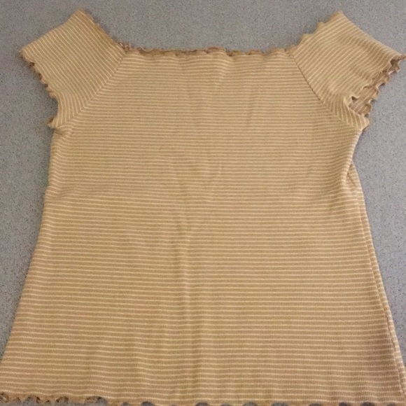 Tops - Cute Aeropostale shirt